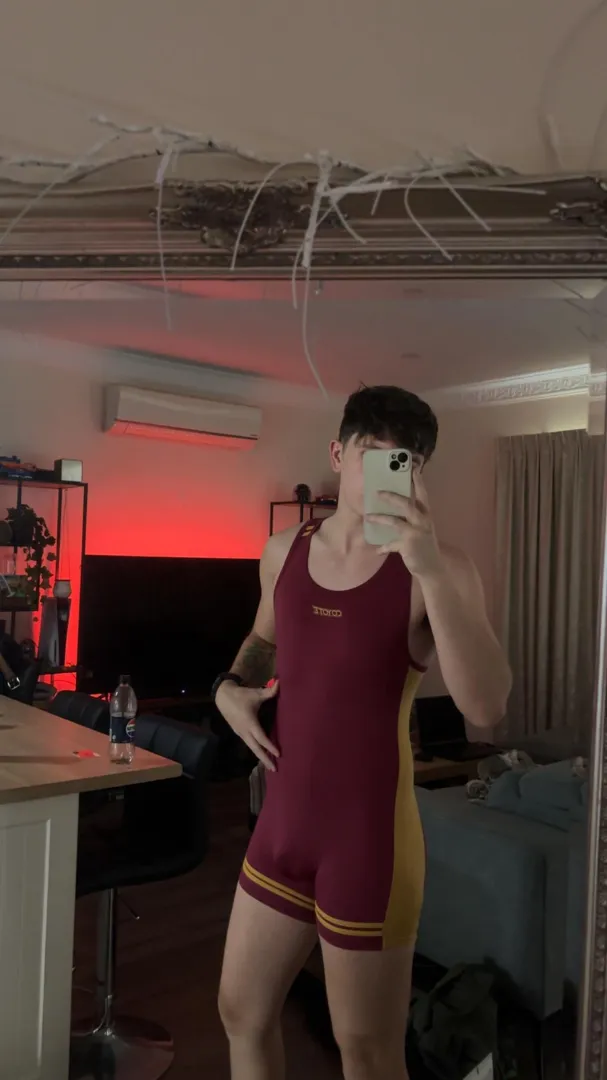 New singlet  posted by CryptographerDue1368