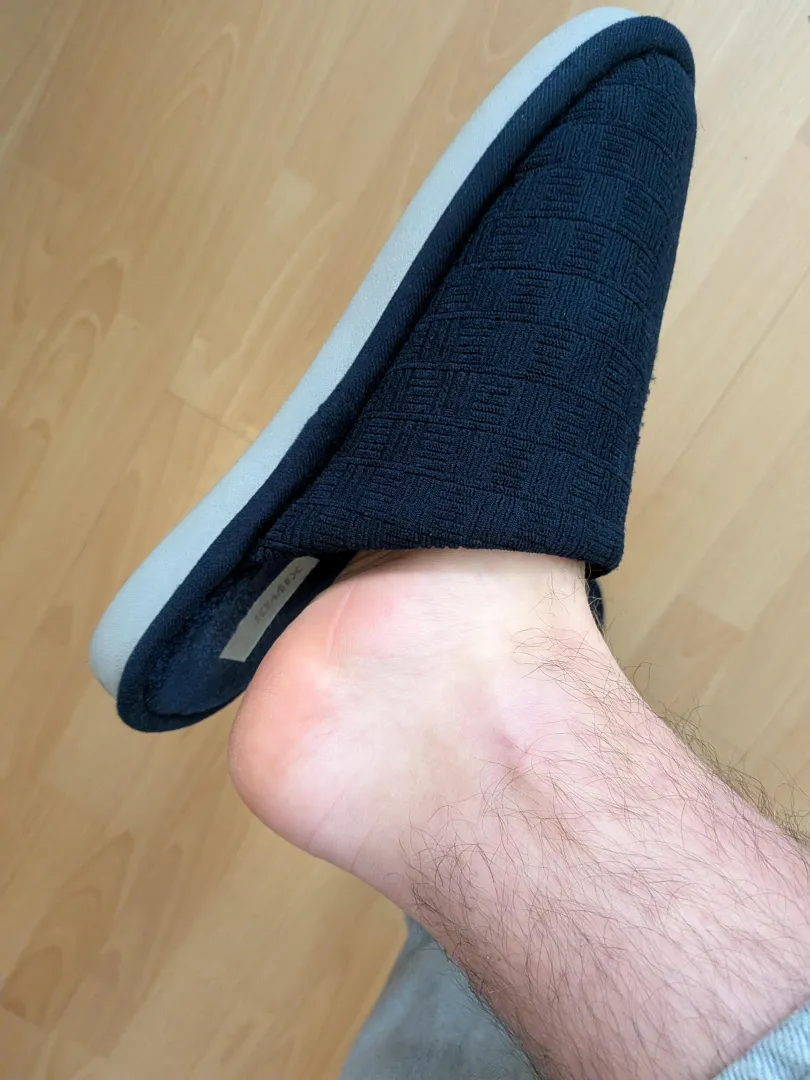 New slippers posted by PepeFeet06