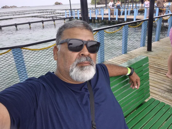 New to the area , big guy staying in Ennis ... looking for a woman ....definitely fwb, hmu if intrested...ty....M4F by Any-Dragonfruit1377