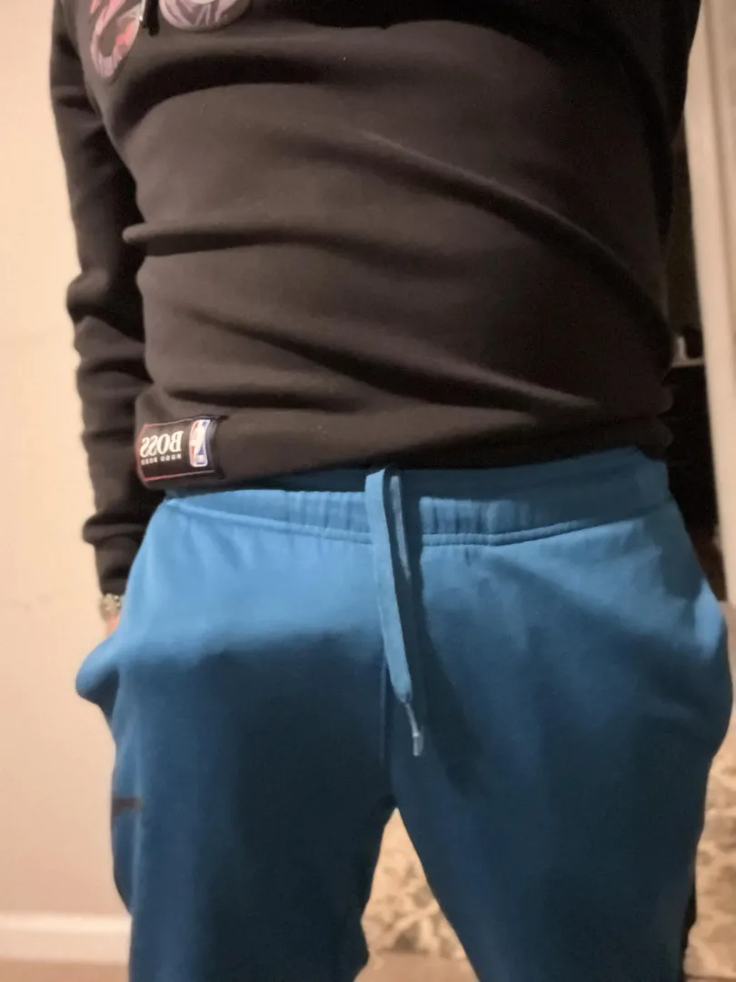 new to the communitty 48M CLT southpark posted by RiverThese7435