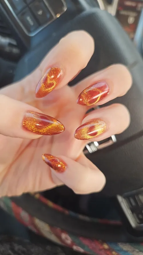 New Valentine's Day Nails! I did cat eye hearts ❤️ by tophseeswithfeet