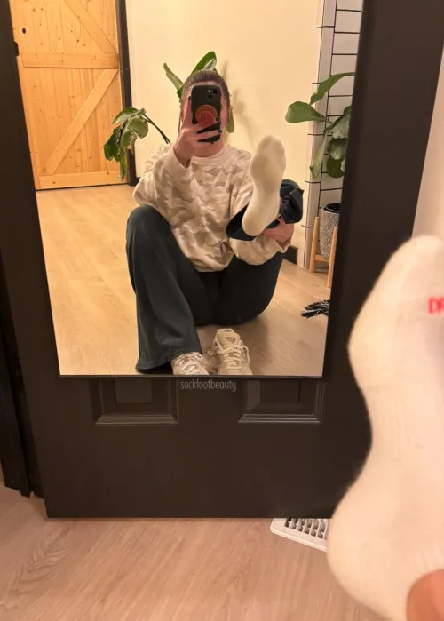 nice and sweaty after my workout, day 12 of 21 by sockfootbeauty