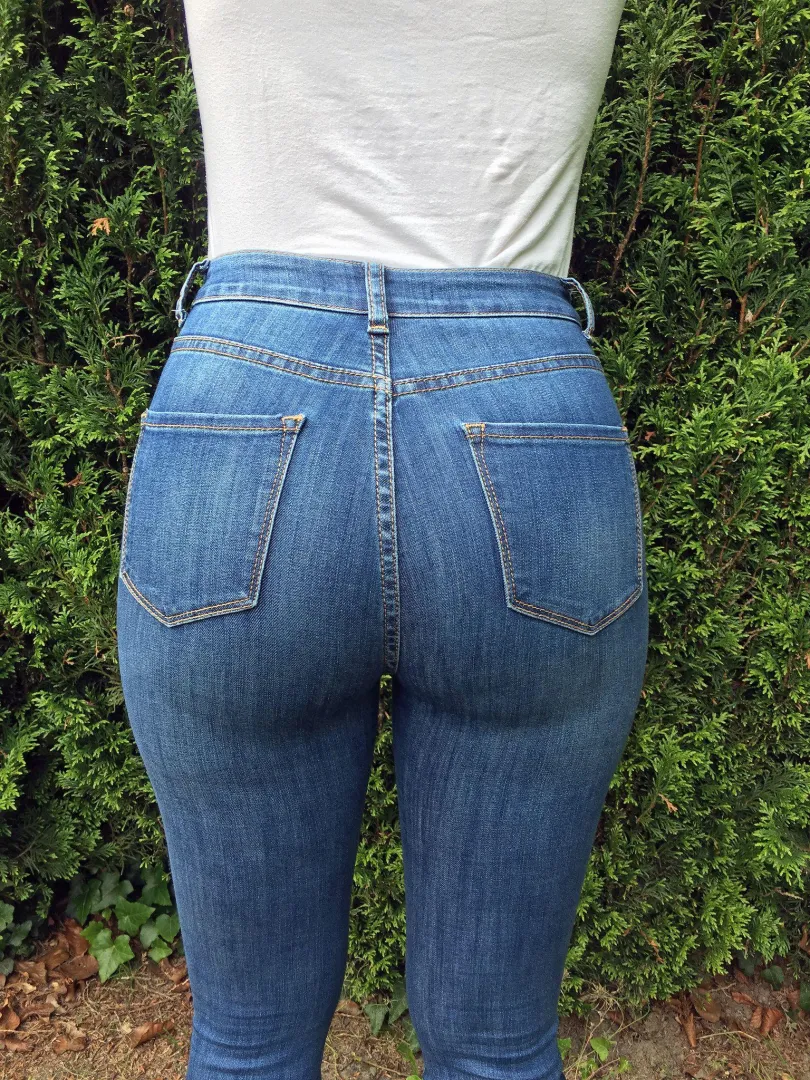 Nice curves posted by Gullible_Heart_9115