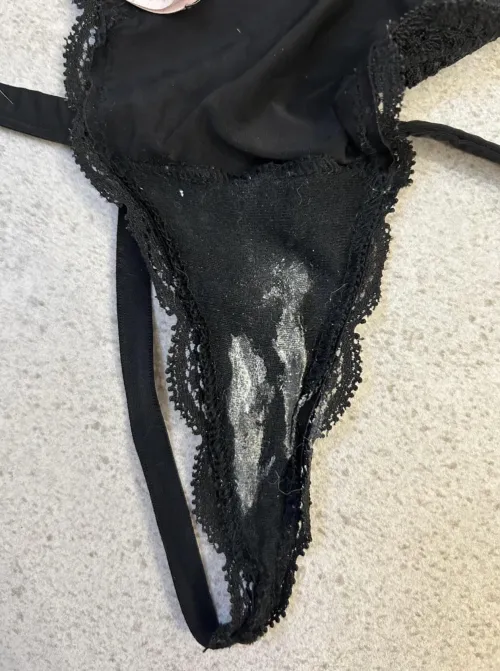 Nice find in the laundry this morning from a 22 year old who am working for by Informal_Meaning_191