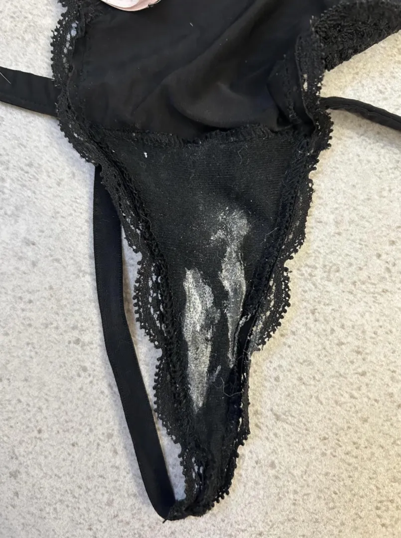 Nice find in the laundry this morning from a 22 year old who am working for posted by Informal_Meaning_191