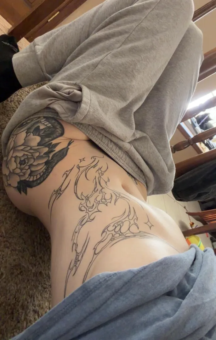 Nice little figure posted by coochy_burp