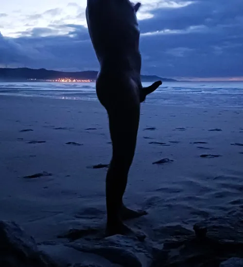 Nighty nudist beach boner by nudebodytime