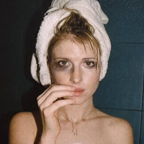 no caption necessary. in fact, I would say a caption would distract from the content. I mean, and if you really wanna get into it, I think it was Shakespeare who sai- posted by cumslutte