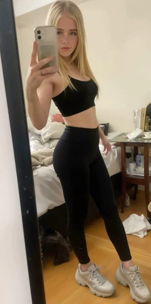 No condoms allowed, would you risk it? by hazna-cutie22