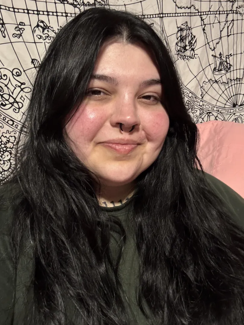No makeup but a new haircut ‍♀️ posted by ChickenHater730