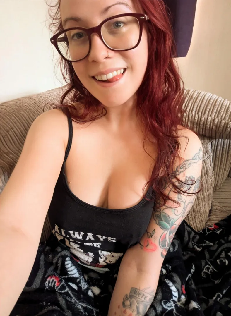 No makeup day posted by ViolaStormxxx