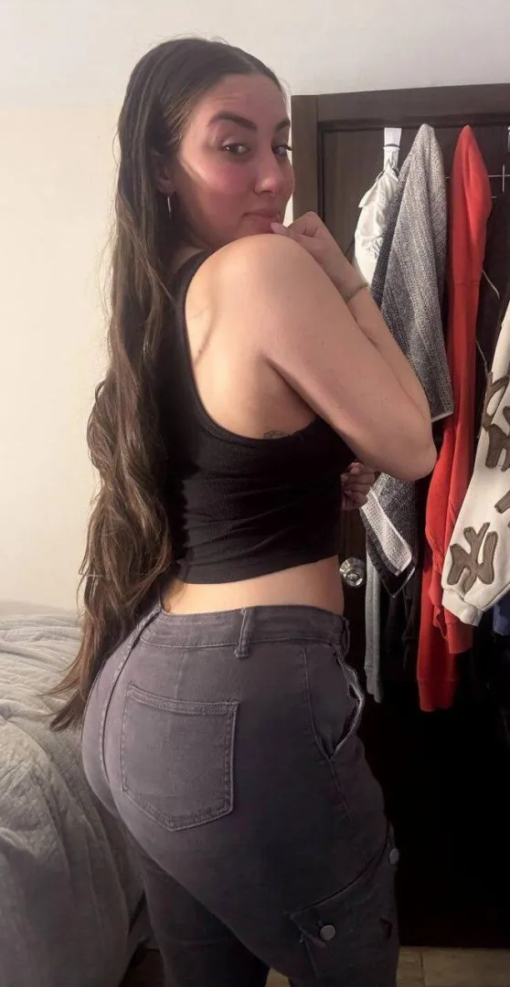 no makeup, still attractive? posted by WarmSmooch