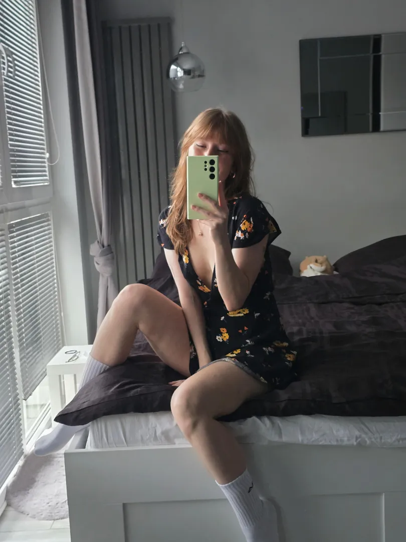 No need to be naked to be cute posted by DeLiteVIP