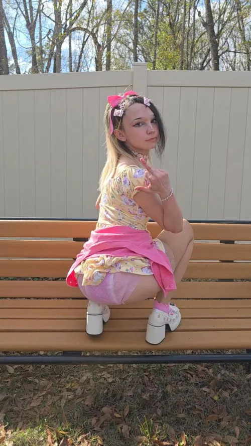 No pictures please ✨️ by Karnie-Krissi