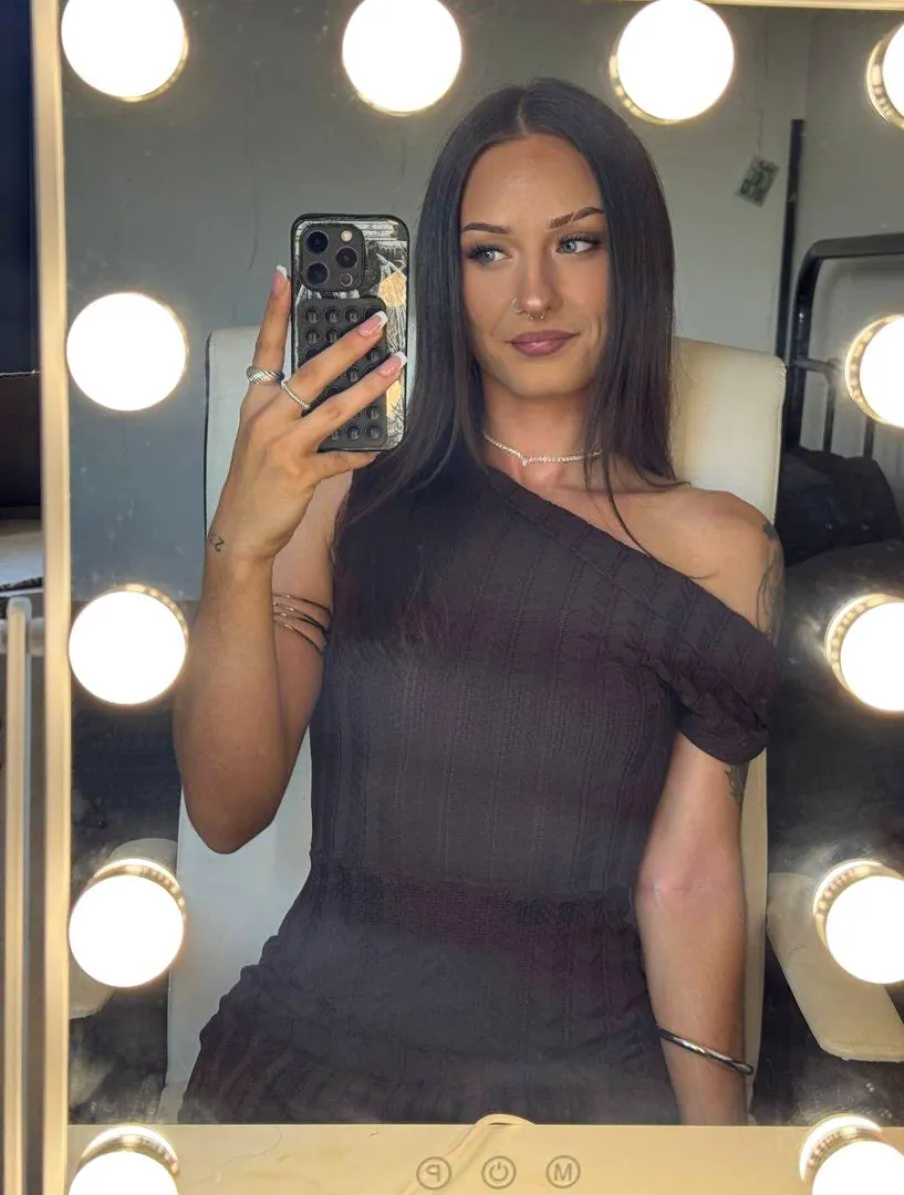 no pressure, just vibes posted by Lilackendy