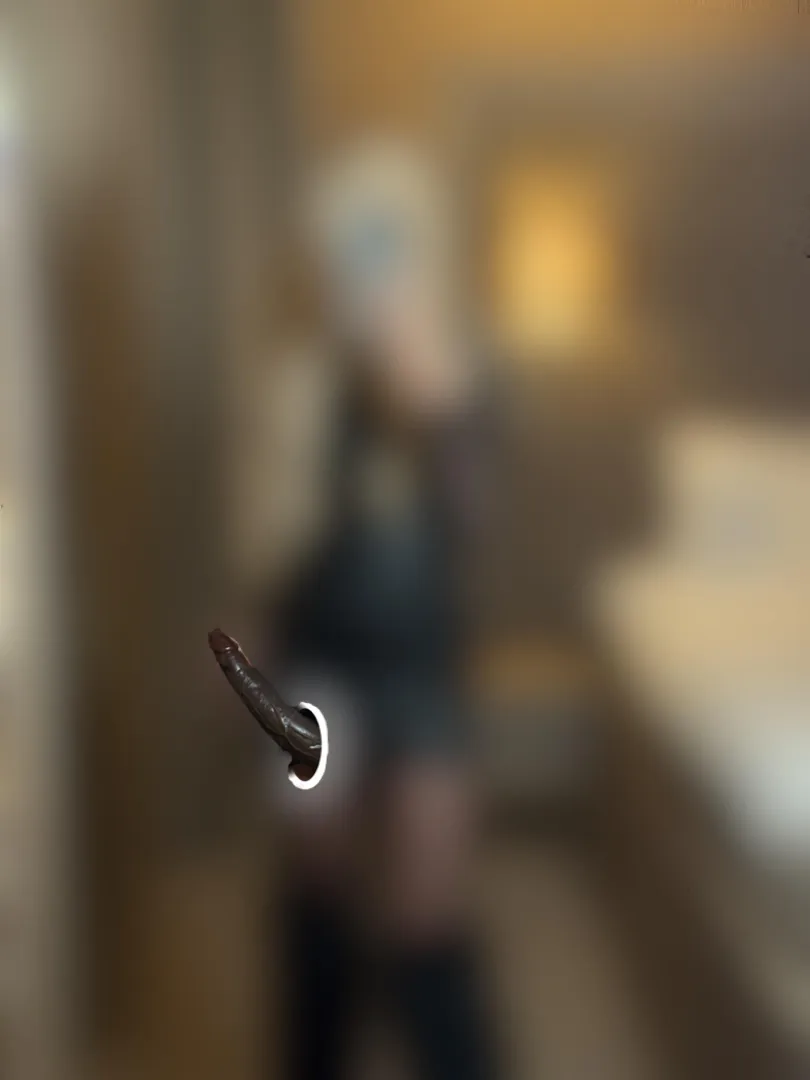 No worries, it's just a little preview for whitebois posted by CutLuxie