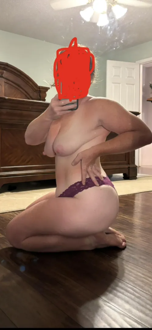 North ms, my sexy wife is wanting another woman to play with. posted by jimmy774469