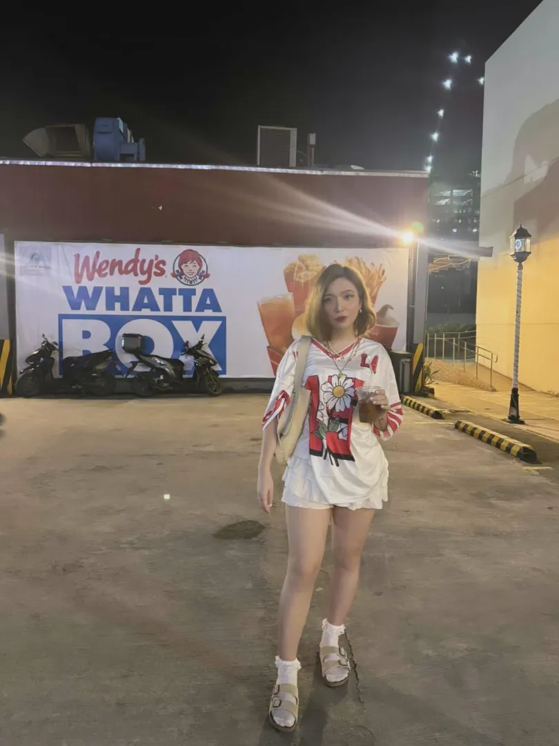 not a thirst trap. i just look like this  posted by jerfaye_0208