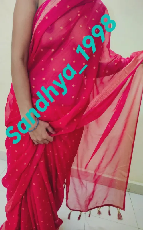 Not everyone can handle this saree [f]. Good thing I wasn’t made for everyone. Sandhya Here by Sandhya_1998