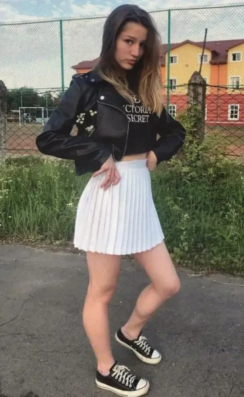 Not incest if I just suck him by Glittering-Gur-6598