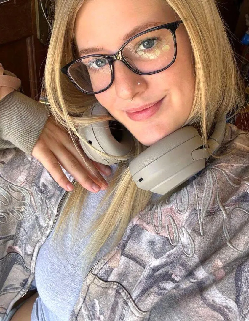 not me posting this selfie posted by innocentshaelah