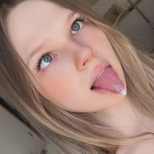 Not sure what's more intense, my expression or your reaction by GlitchMermaid