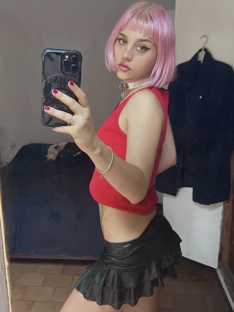 Not traveling far, local link-ups only - chat on lntsag: .elenazexel'. posted by jellyrolls_22