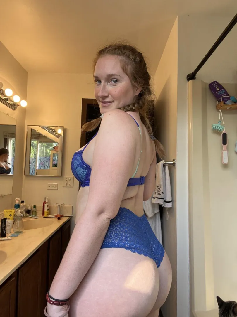 Nothing beats a ginger with thick ass posted by Jessginger18