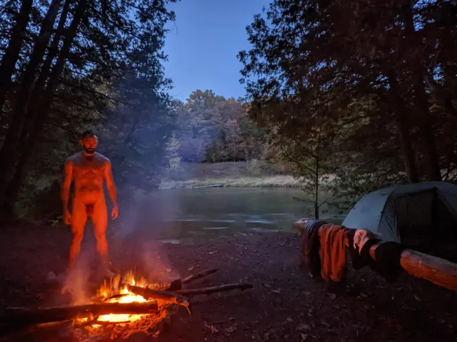 Nothing like naked solo backpacking to clear the mind and unwind by ButterscotchOk5247