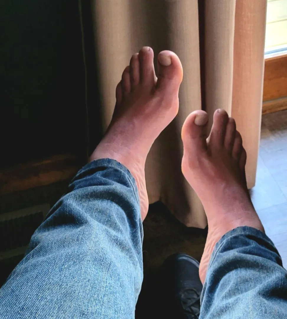 Nothing like taking shoes off after a long day. posted by looking4funxs