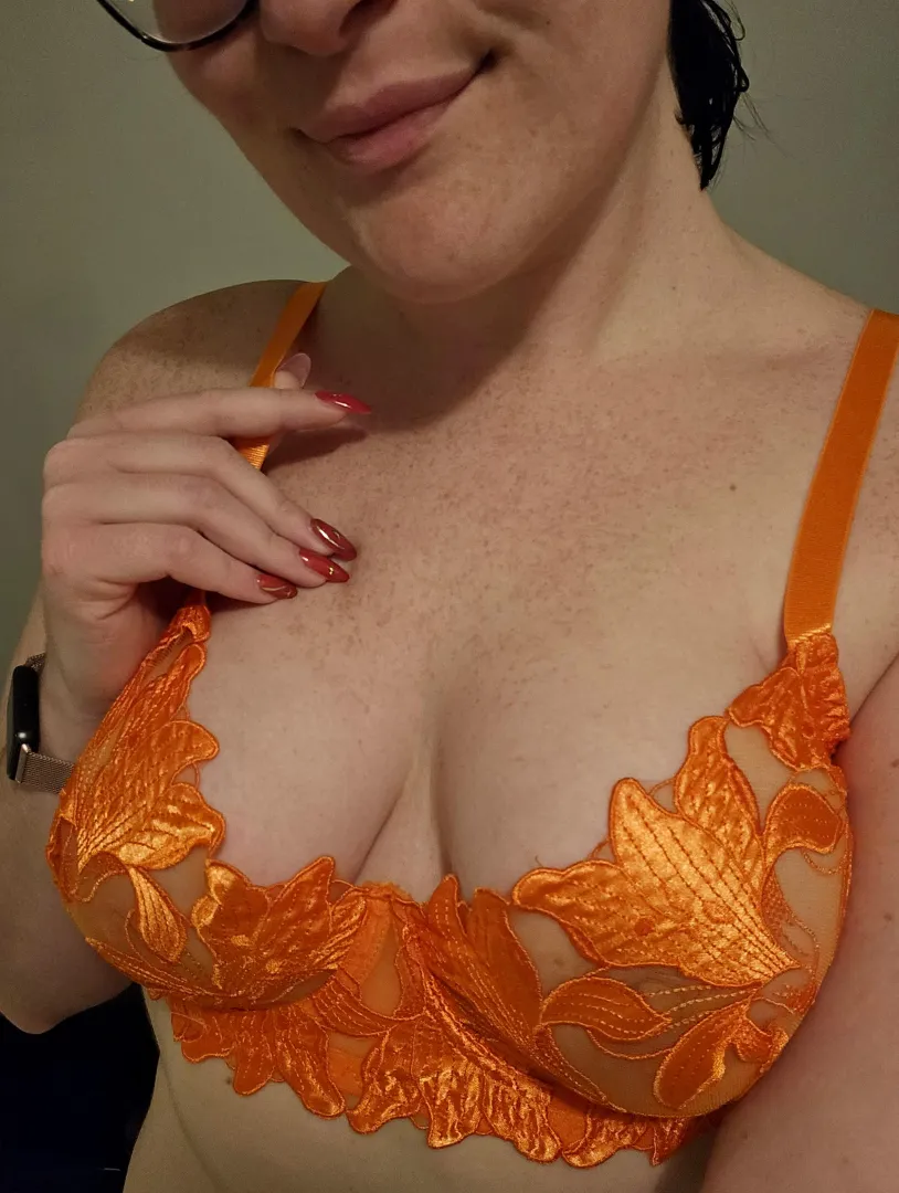 Nouvelle lingerie orange  posted by plaisirscandau