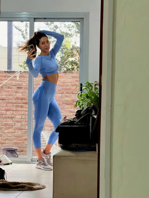 Now that you see me, your morning just got better, by jessicaa_fit