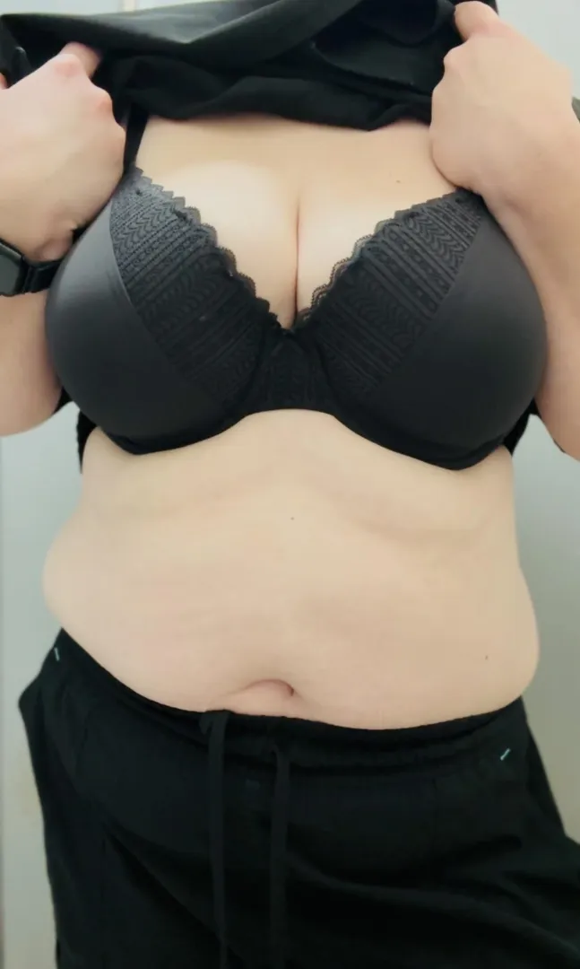 Nurses like me beg for you to cum on them posted by aroundboutway