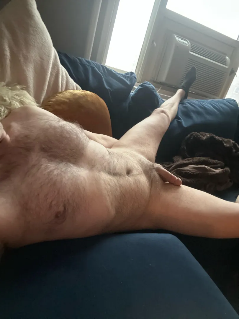 NYC - snowy nude day posted by wtfnyc1