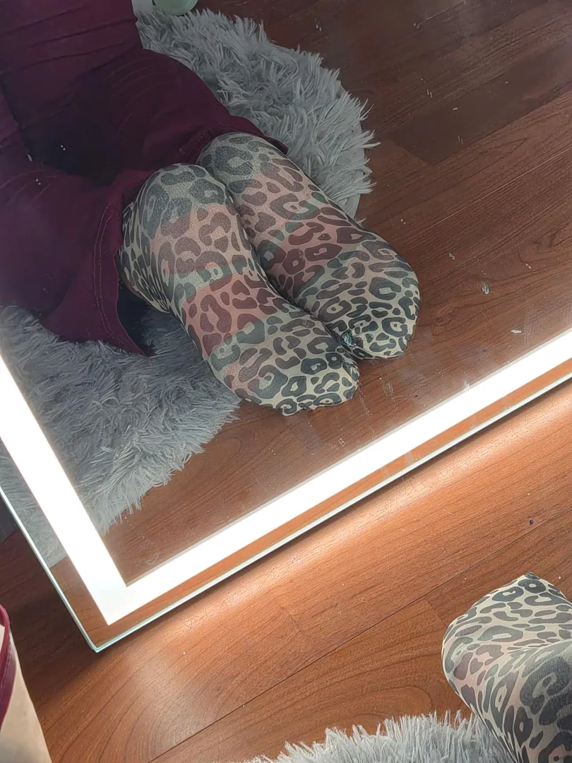 Nylon socks over socks posted by fun_somethingisfun