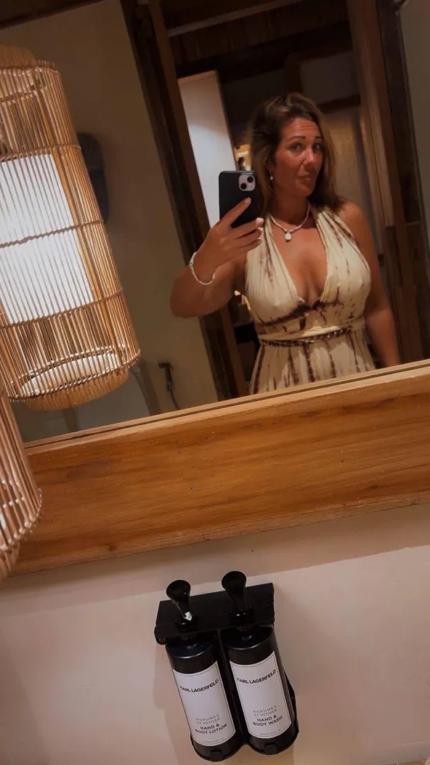 Någon som vill ta ut fröken i helgen ❤️ posted by Nickan_Teach