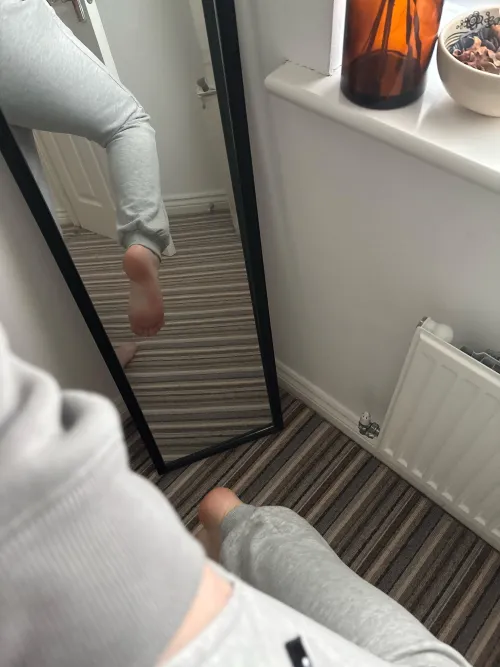 Obey and let me drain your wallet hmu by Billyfox1997-