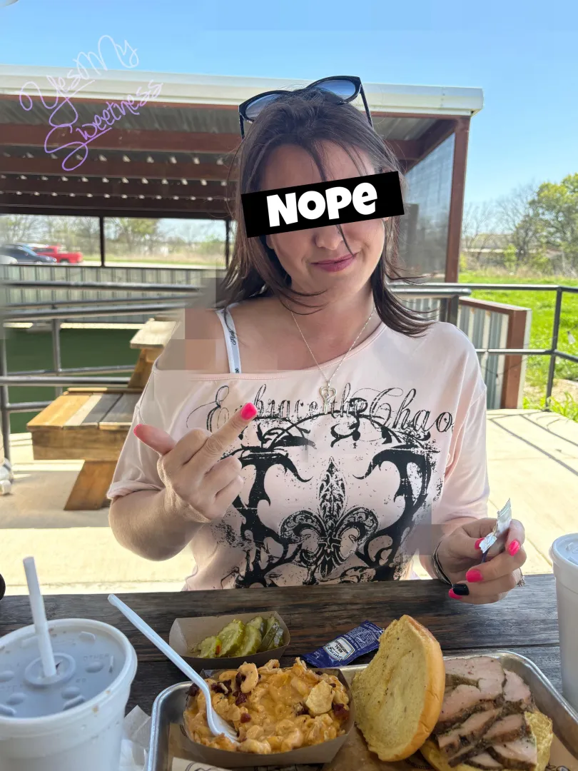 Of course the waitress knows what the key is for. I told her. Sorry not sorry. posted by yesmysweetnesss