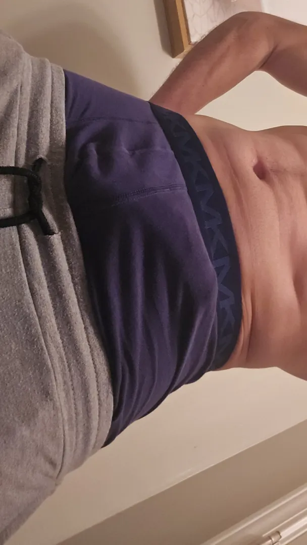 Off with the sweats! posted by Justin-Noir