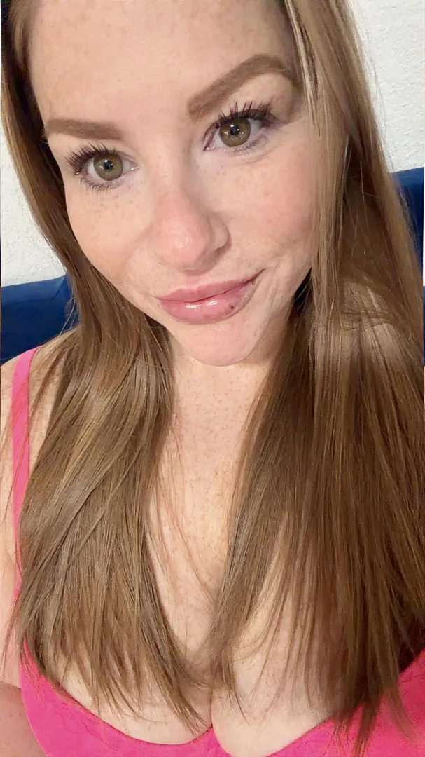 [Offer] Ginger MILF who loves being naughty with a twist. I have Scat, Pee, Panties, Fart videos, poo videos, hair, pussy hair, foot dust, GFE and so much more. Come to the ginger side and let me spice up your fetish desires. Tele - SexyGingerGoddess posted by SexyGingerGoddess13