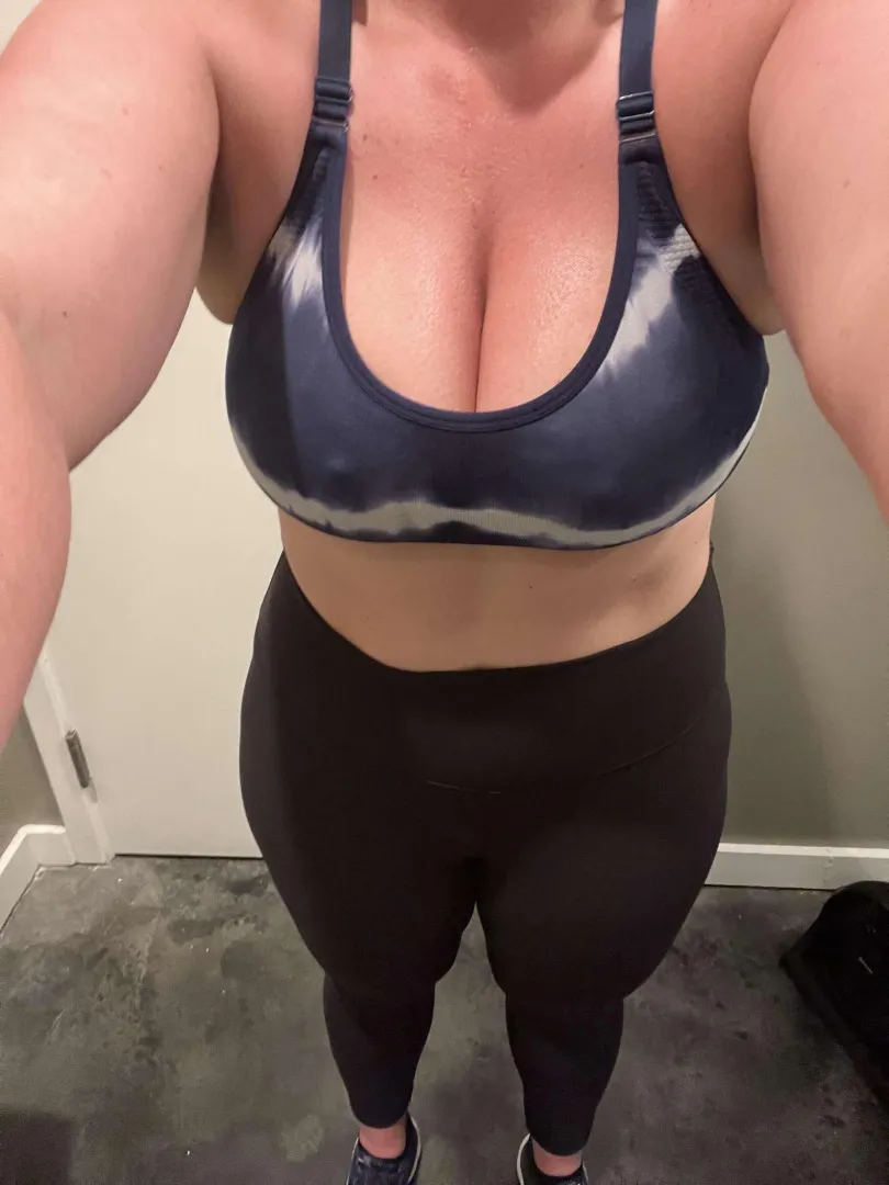 Ok for the gym? posted by coupleforya