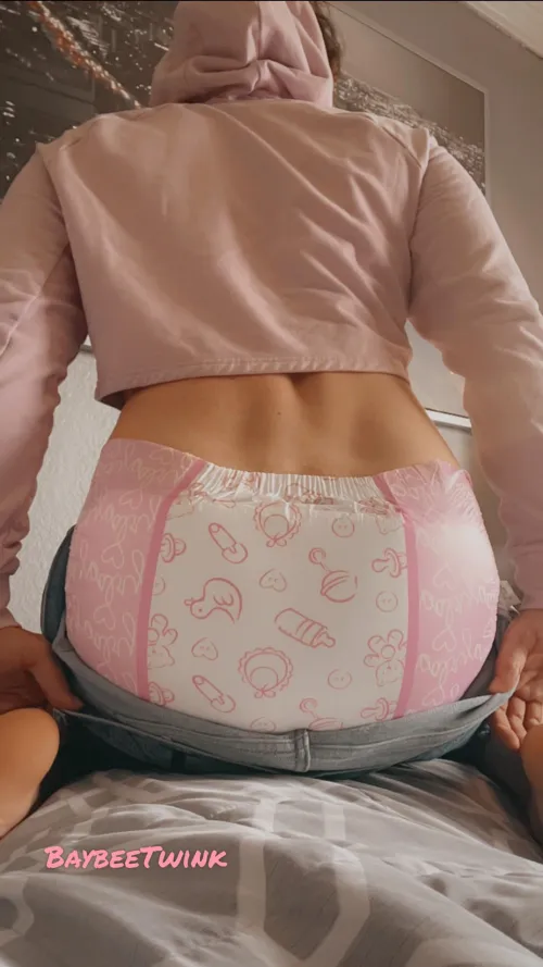 Okay this might be TMI …but what’s the best position for goingin your diaper ? by SnooStrawberries4973