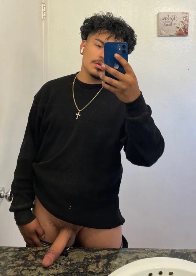 Old pic but I like posted by youdontknowme661-