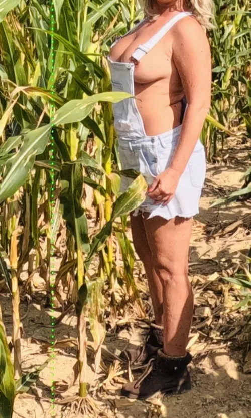 Oldie but hot by Lotsoffun2024