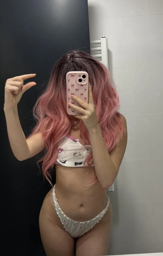 On a scale from 1 to 10, how much of a tiny dick loser do you consider yourself?  posted by PinkDolxo