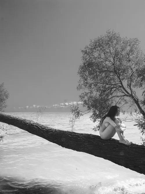 On the edge by mon_iry