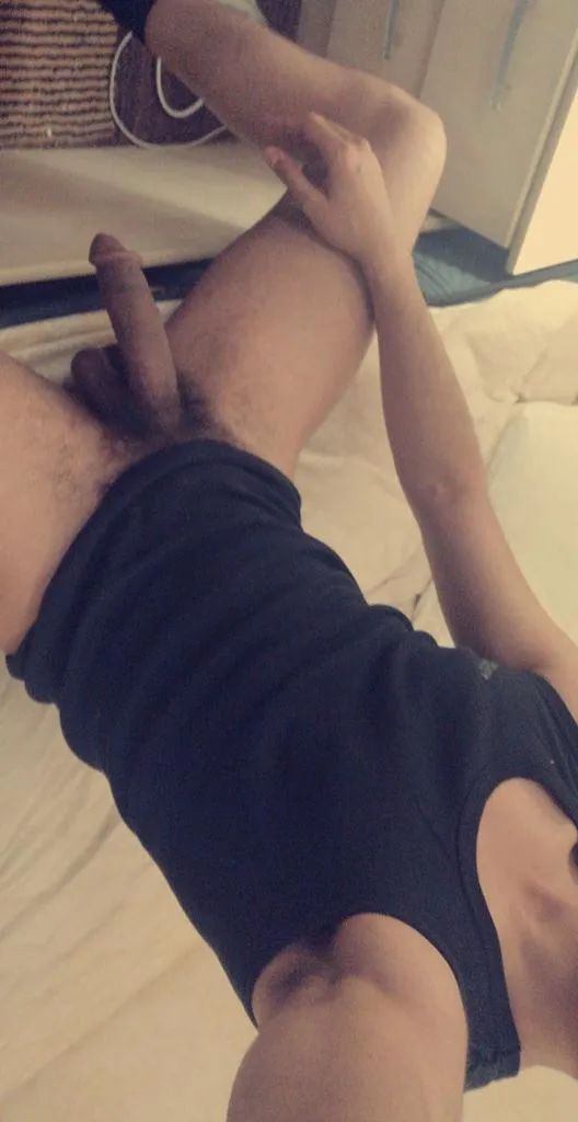 On ur knees slutty posted by Ahmedd1818