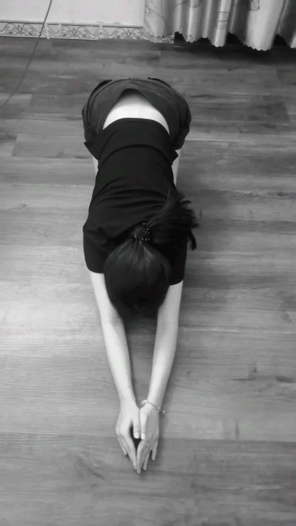 On your knees with your head down like a good obedient puppy posted by HMSTER2566