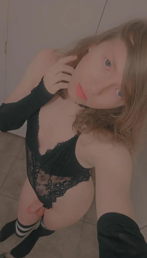 One of my favorite things to wear <3 posted by moxthevox