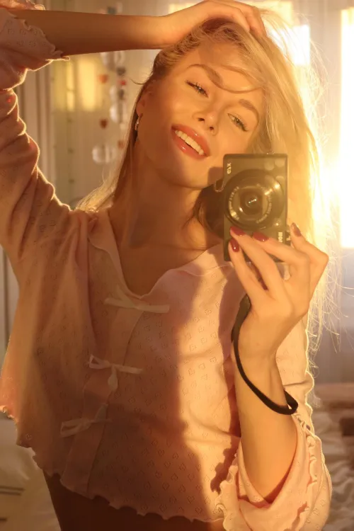 Online in 30 minutes  by kriss1one